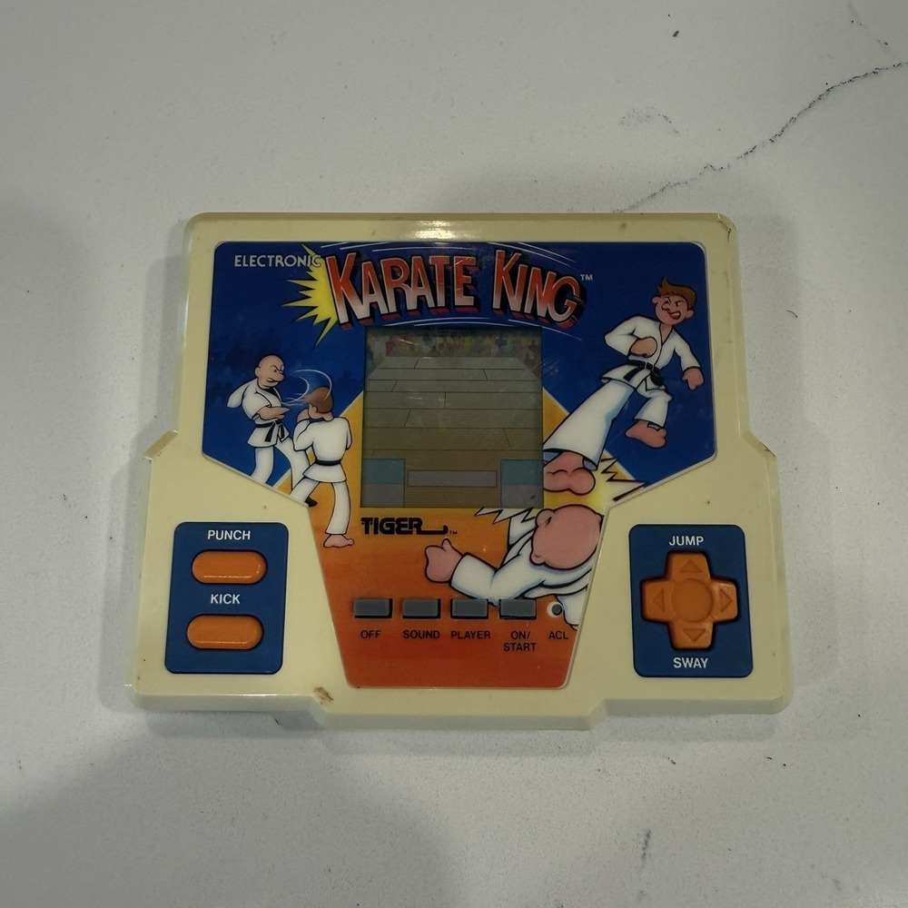 Karate King Tiger Electronics‎ Handheld LCD Game 1987 Vintage Tested Working